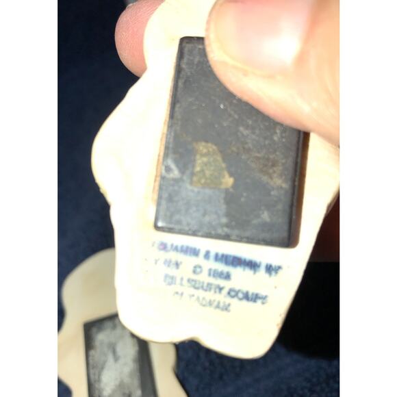 Pillsbury Doughboy Vtg Ceramic Lot 3 Spoon Rest Napkin /Sponge Holder 2 Magnets - Picture 5 of 11